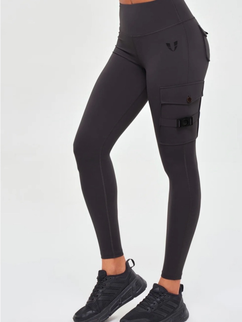 Firmabs High-Waist Cargo Pocket Leggings in Charcoal
